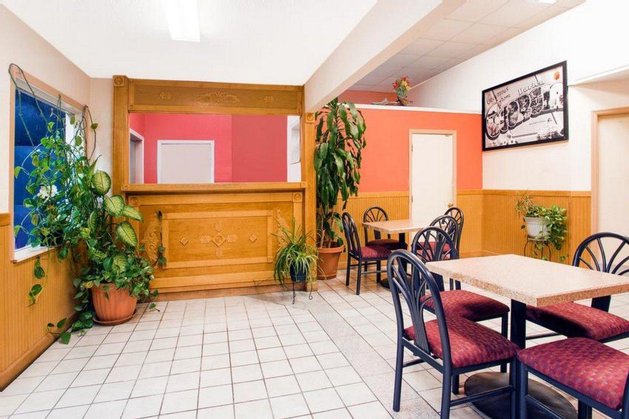 Americas Best Value Inn Darien Exterior foto