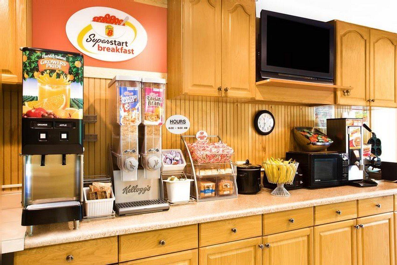 Americas Best Value Inn Darien Exterior foto